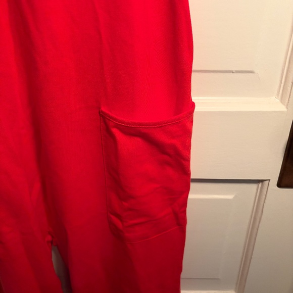 Red Jumpsuit 10-12 girls Never worn - Picture 3 of 6
